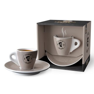 Espressotasse /  Mokkatasse mit Unterteller ( Ehrenmann )  Maße Tasse: H 5,3cm x B 5,9cm x T 7,9cm dickwandig Maße Untersetzer: H 1,9cm x Ø 12,7cm in Geschenkverpackung